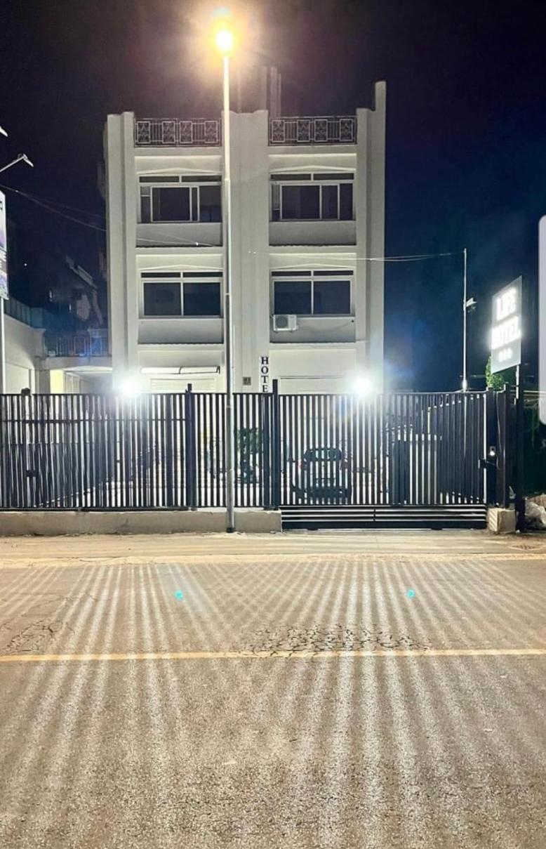 Life Hotel Casalnuovo Di Napoli Eksteriør billede