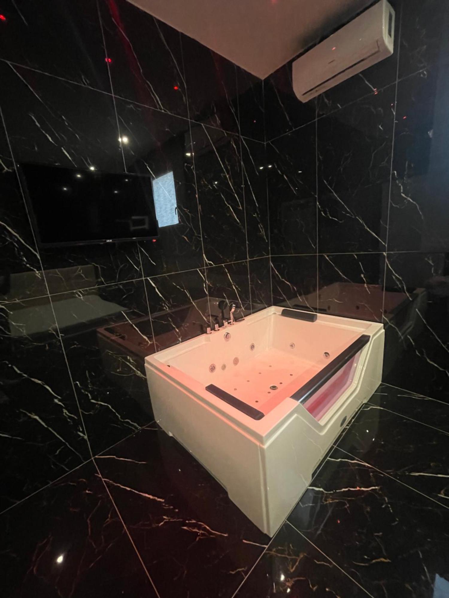 Life Hotel Casalnuovo Di Napoli Eksteriør billede